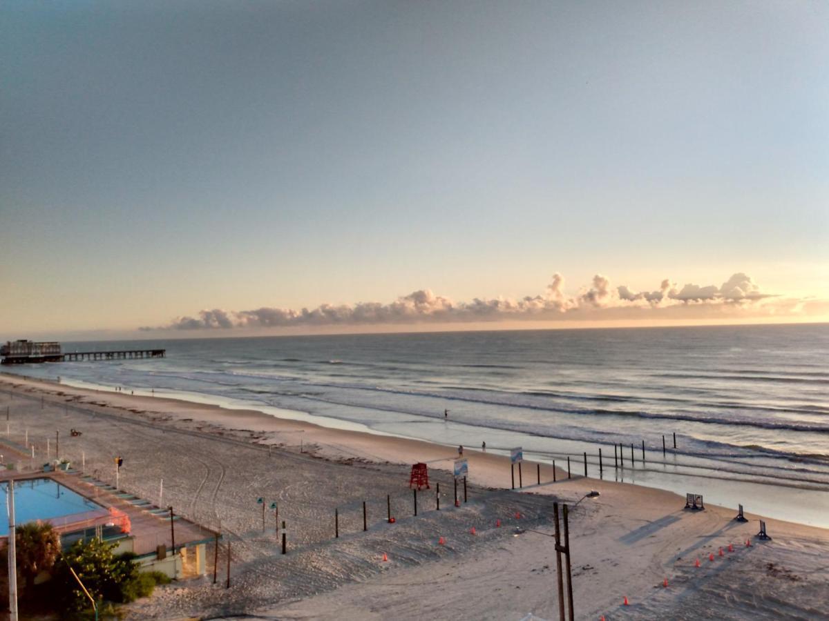 Appartamento Ocean Balmy Warm Healing Breeze Under Sapphire Sky Year Round On Sunny Balcony Daytona Beach Esterno foto